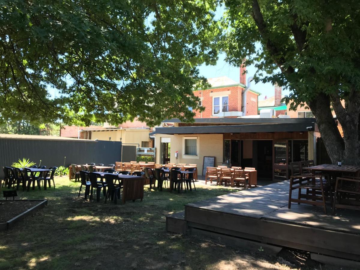 Myrtleford Hotel Exterior photo